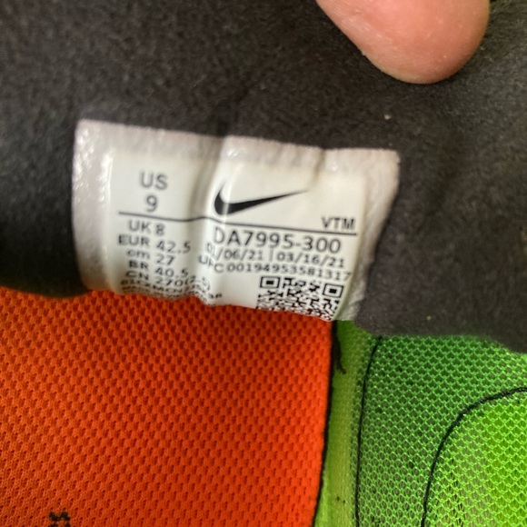 Mens Size 9 Nike Waffle One Electric Green Running Shoes. - Picture 8 of 9